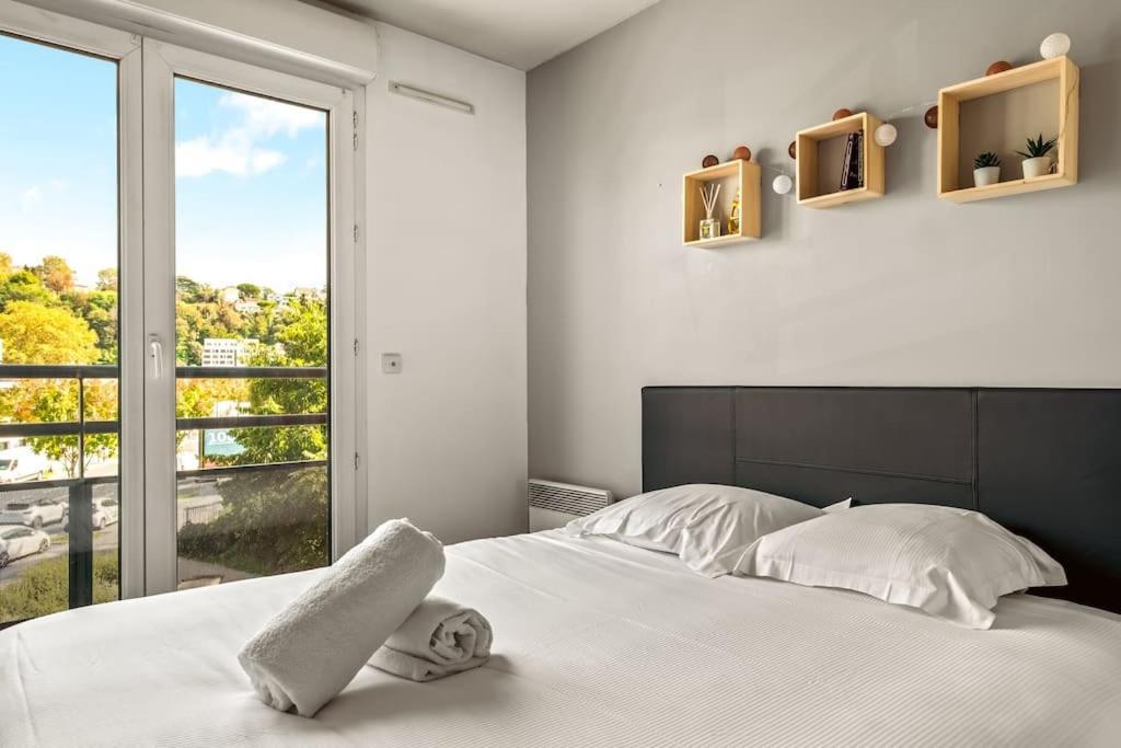 T2 Paisible Vaise, Avec Parking Metro Direct Bellecour Lejlighed Lyon Eksteriør billede